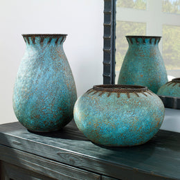 Bisbee Turquoise Vases,Set of 2