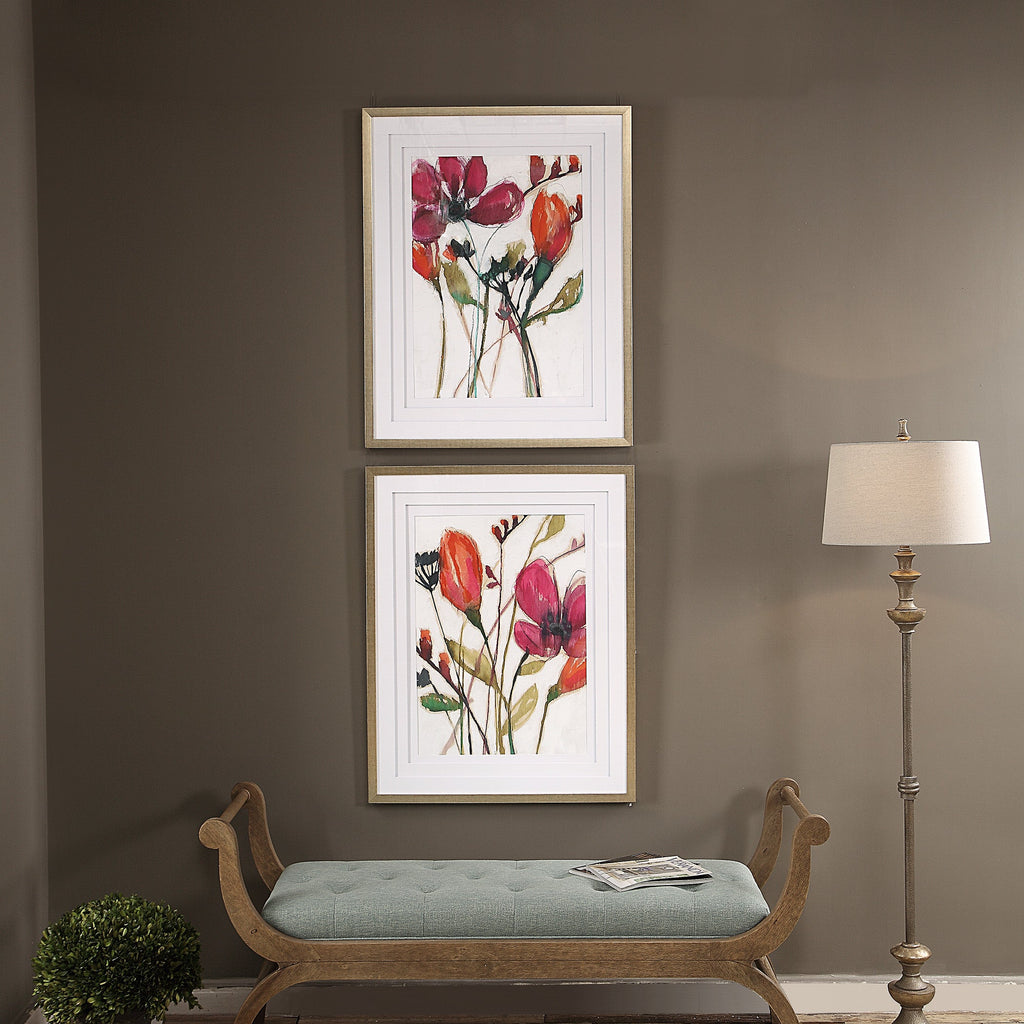 Vivid Arrangement Floral Prints, Set of 2