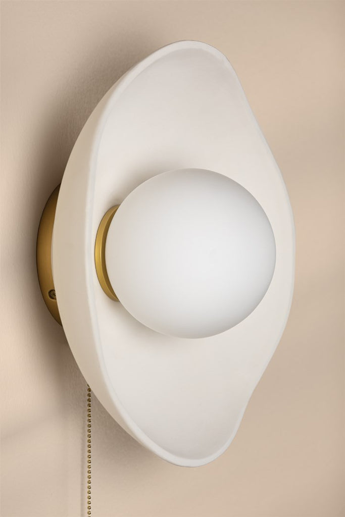 Bacia Wall Sconce - Aged Brass and Matte White