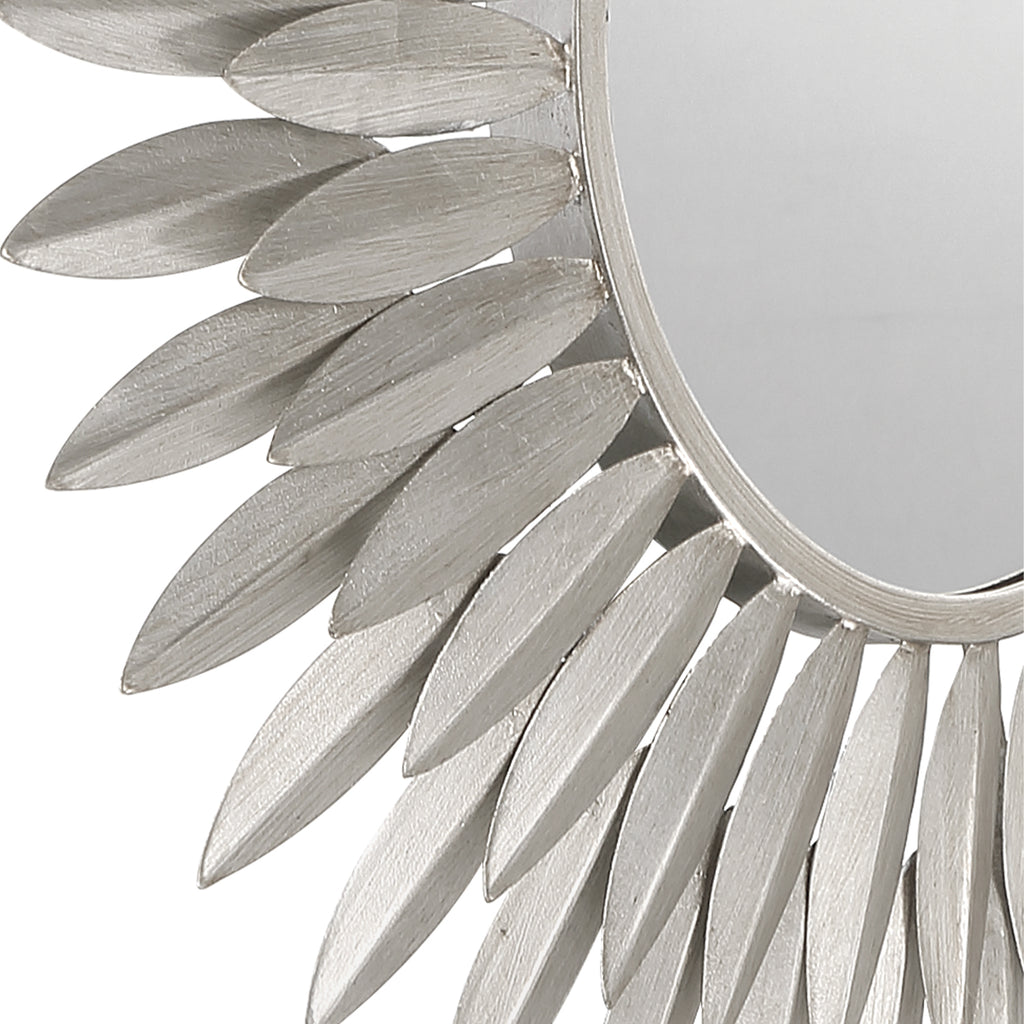 Broche Mirror