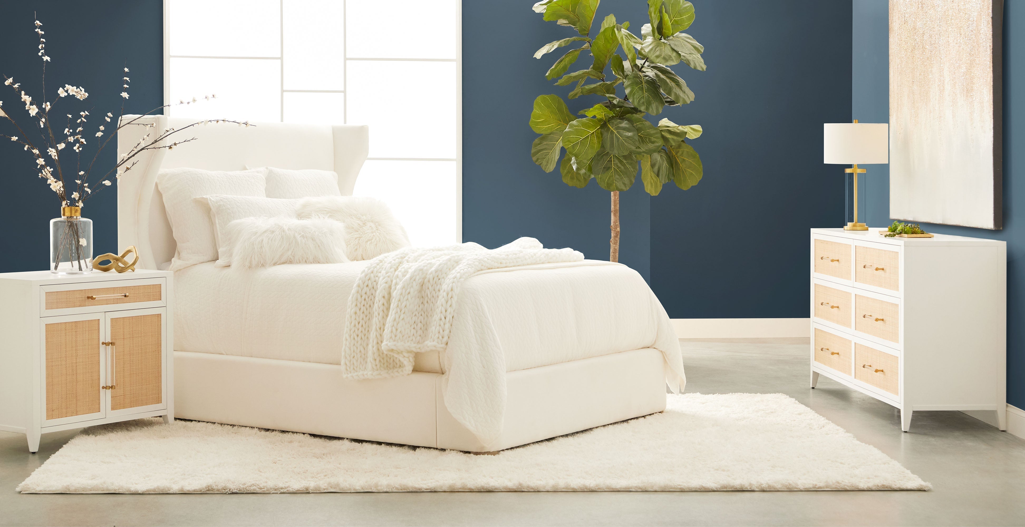Balboa Standard King Bed