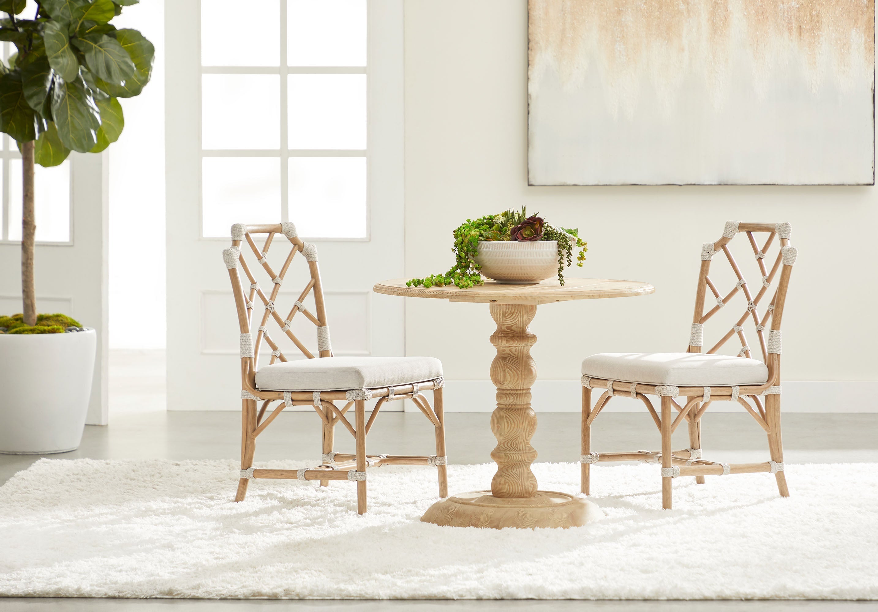 Chelsea 36" Round Dining Table