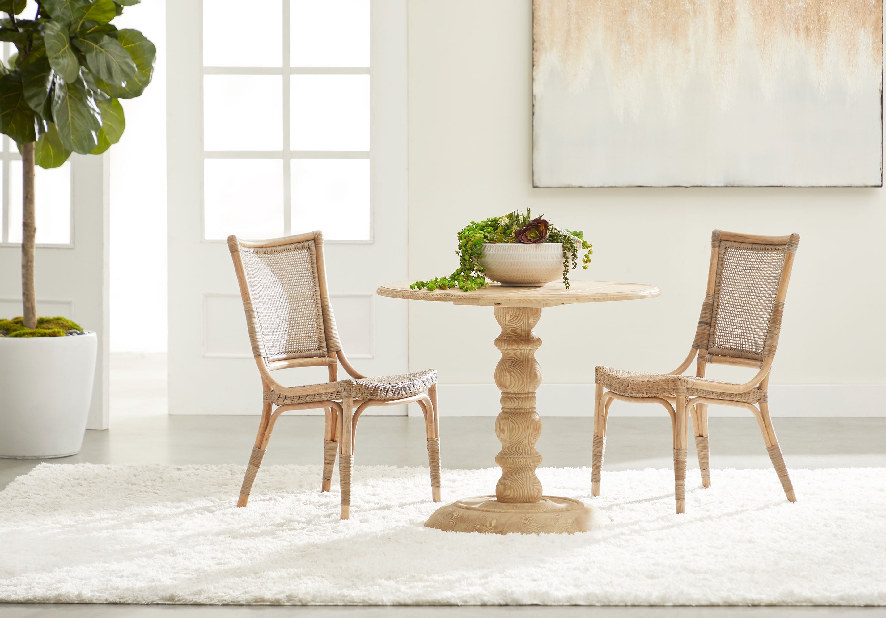 Chelsea 36" Round Dining Table