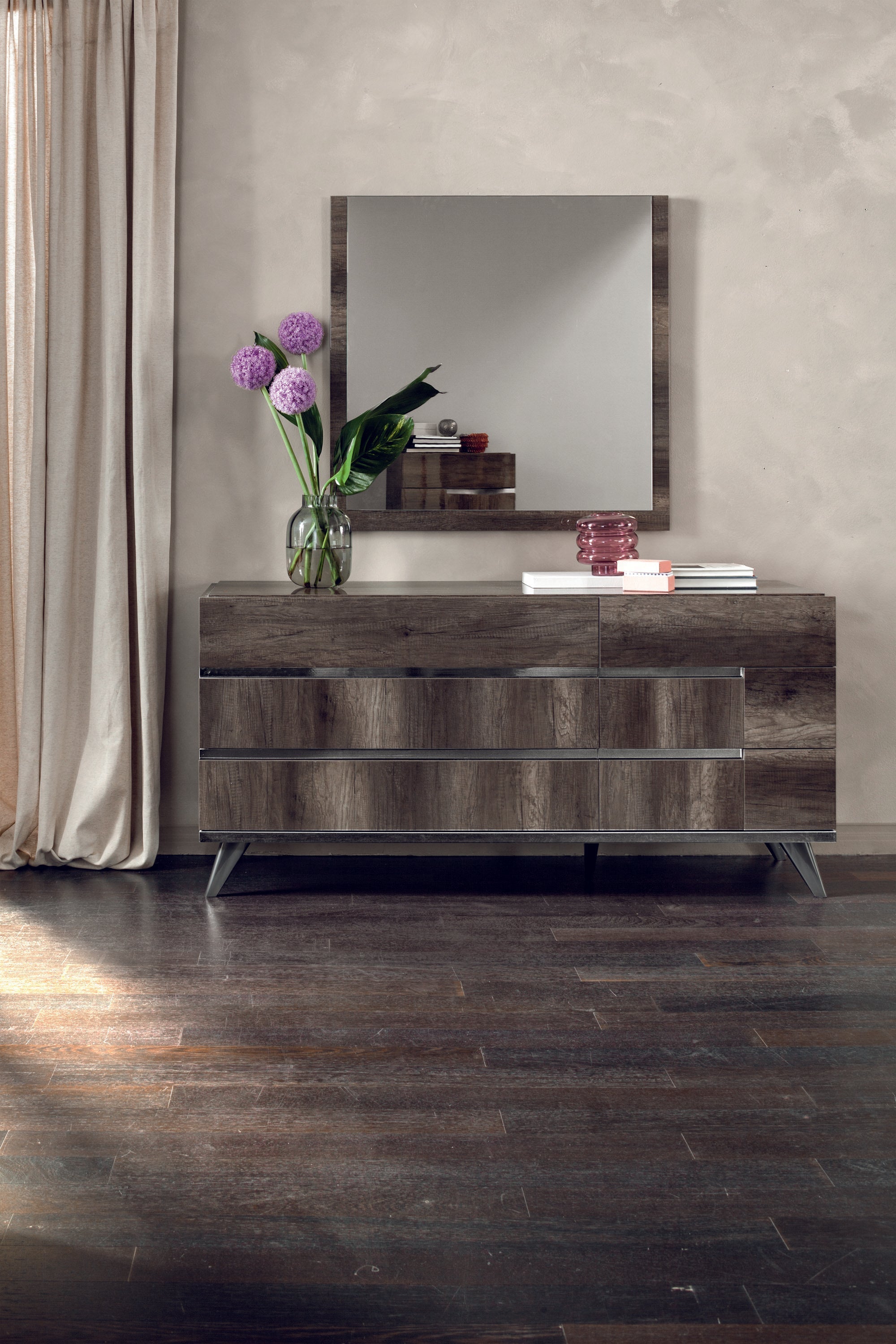 Collina Mirror