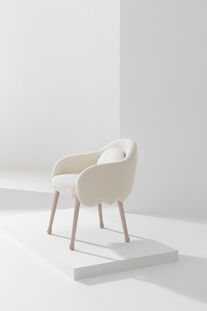 Corolla 270, Lacquered Beech, Tailored Fabric