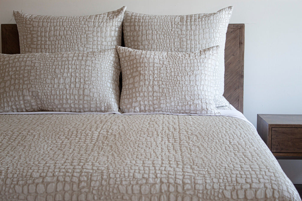 Croc Coverlet