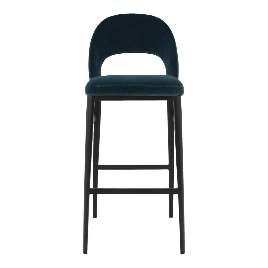 Roger Barstool, Blue