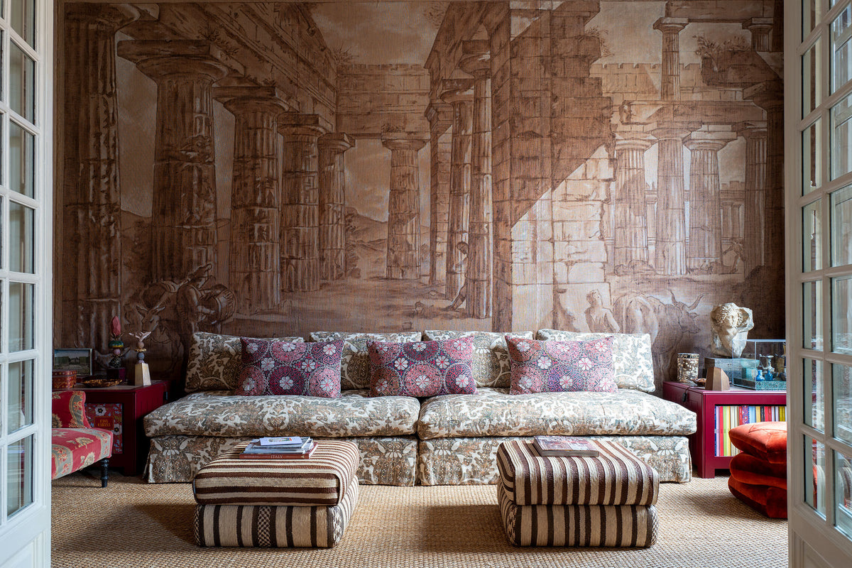 Main slide for Interior Design Trends for 2025: Stay Ahead of the Curve