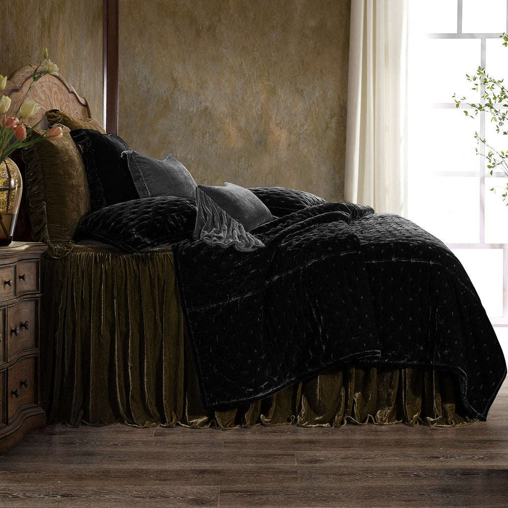 Stella Silk Velvet Quilt, Queen Black