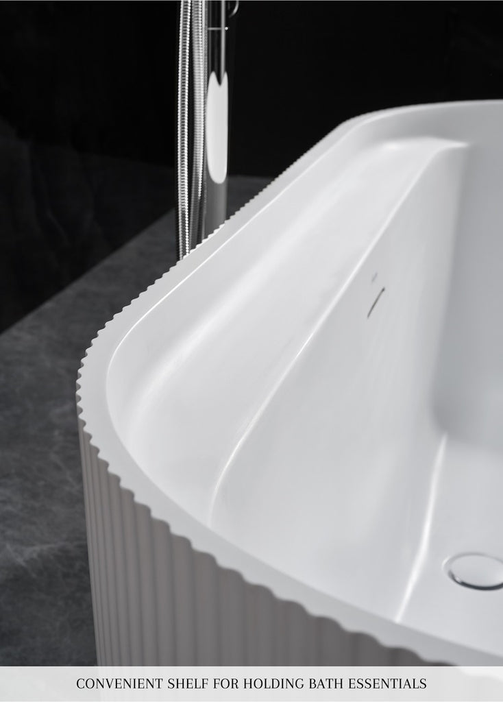 Momo Freestanding Acrylic Bathtub in White