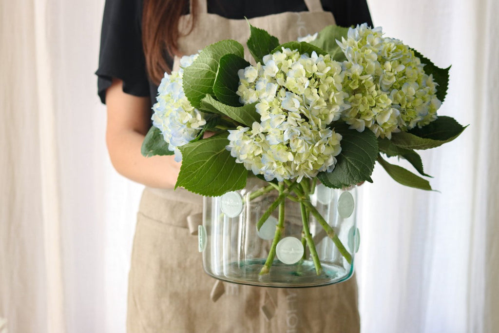 Bee Sealed Flower Vase