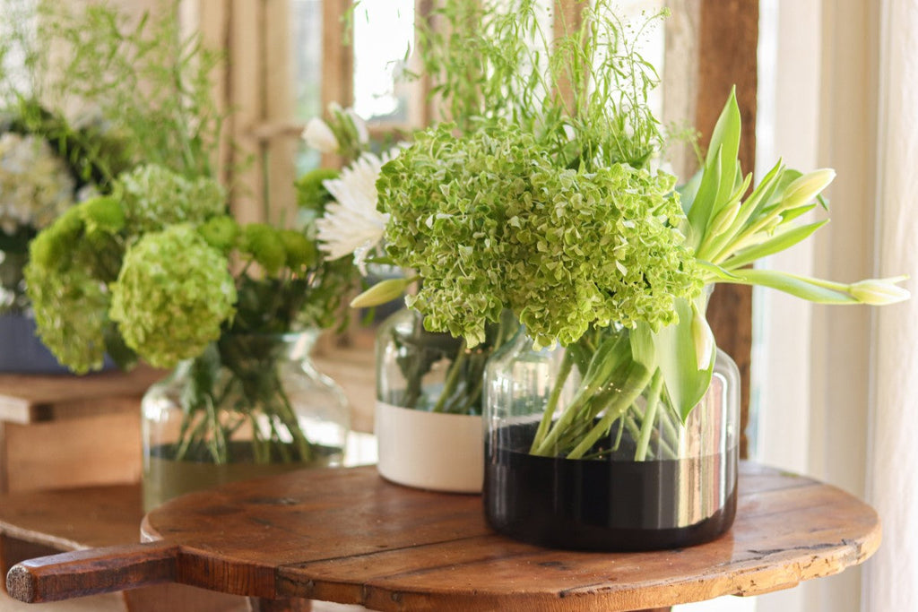 Black Colorblock Flower Vase