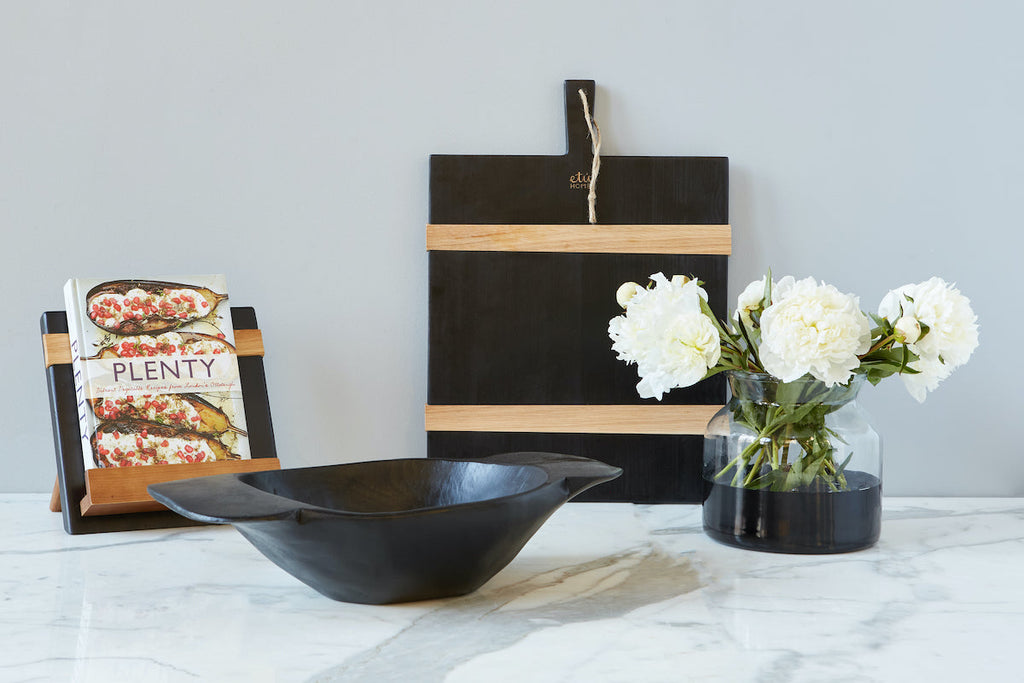 Black Colorblock Flower Vase