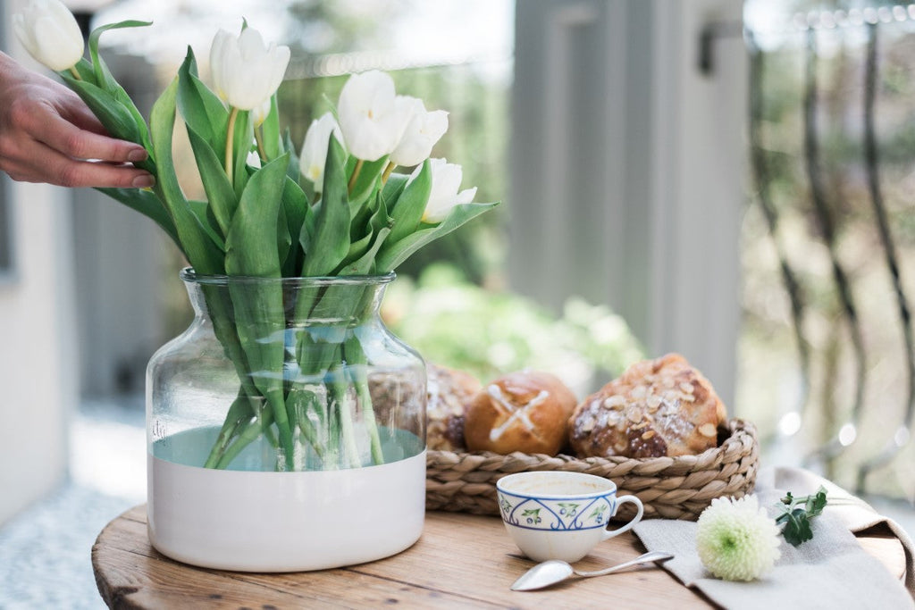 White Colorblock Flower Vase