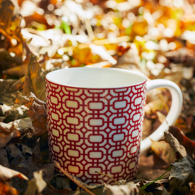 Newport Garden Gate Crimson Mug