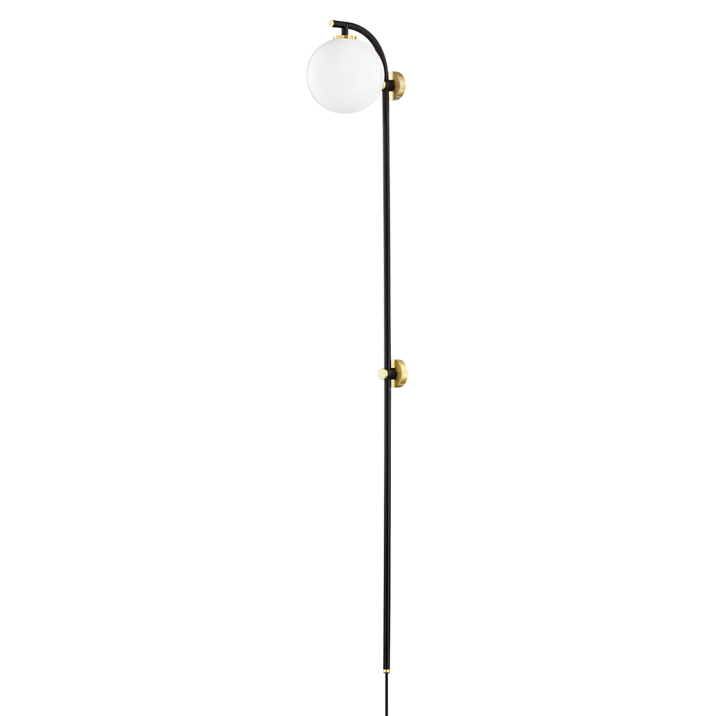 Faye Plug-In Sconce