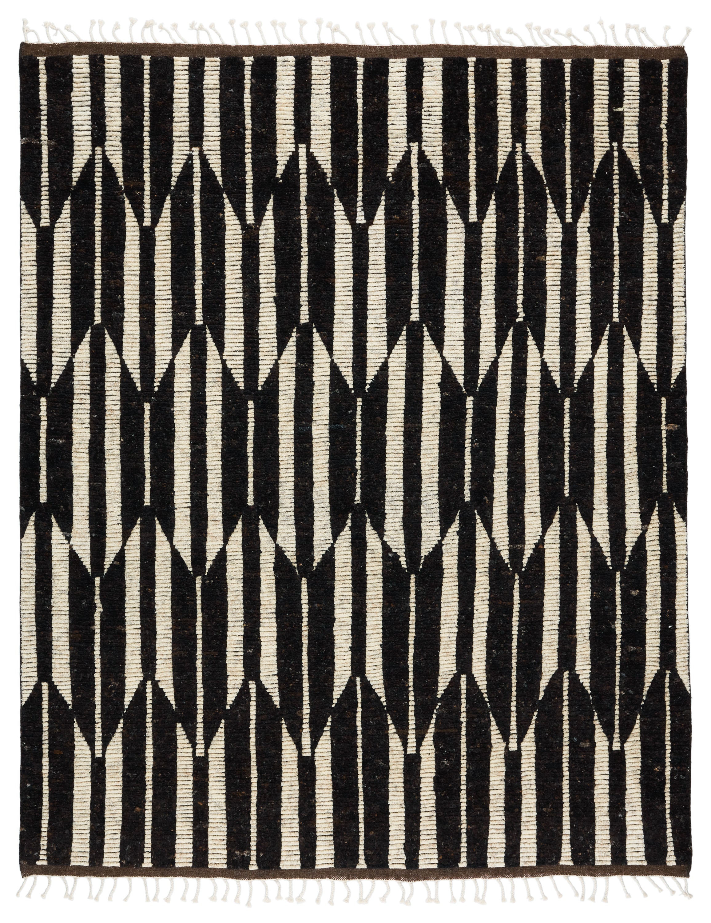 Quest Hand-Knotted Area Rug Dark Brown/ Ivory 9' x 12'