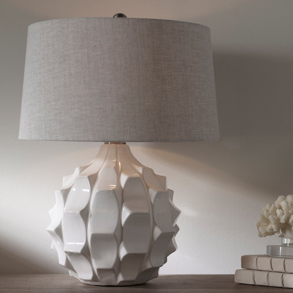 Guerina Scalloped White Lamp