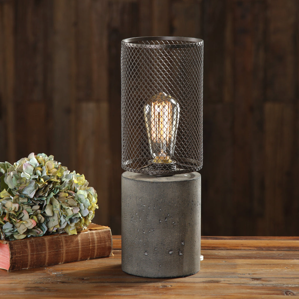 Ledro Thick Concrete Lamp