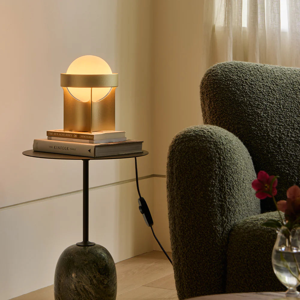 Loop Table Lamp with Sphere IV Bulb