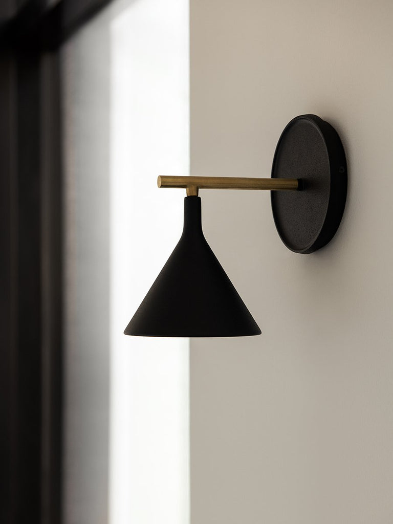 Cast Sconce Wall Lamp, Black