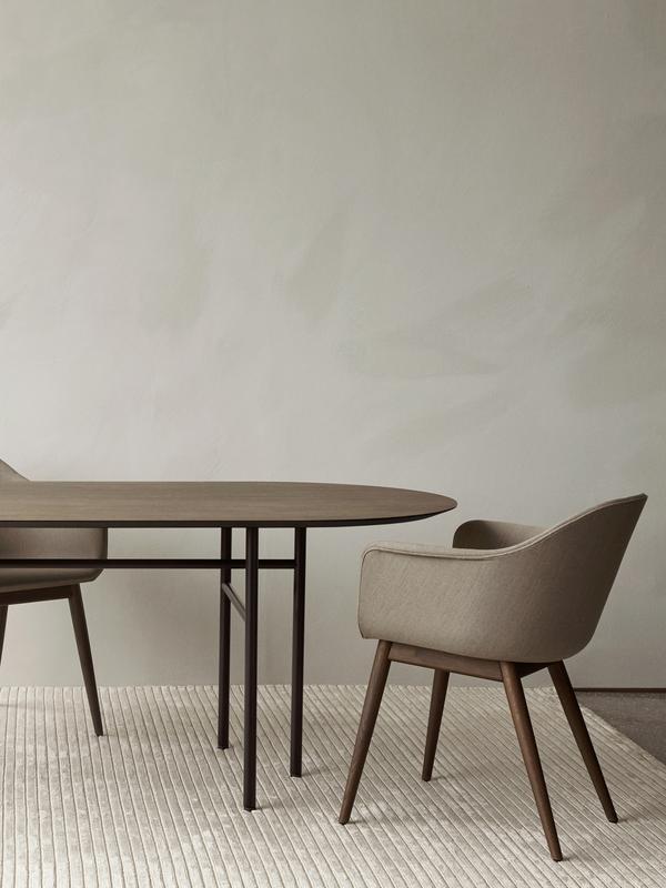 Snaregade Dining Table, Oval, Black/Black Veneer