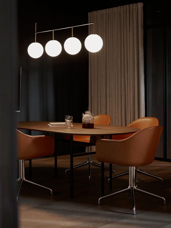 Snaregade Dining Table, Oval, Black/Black Veneer