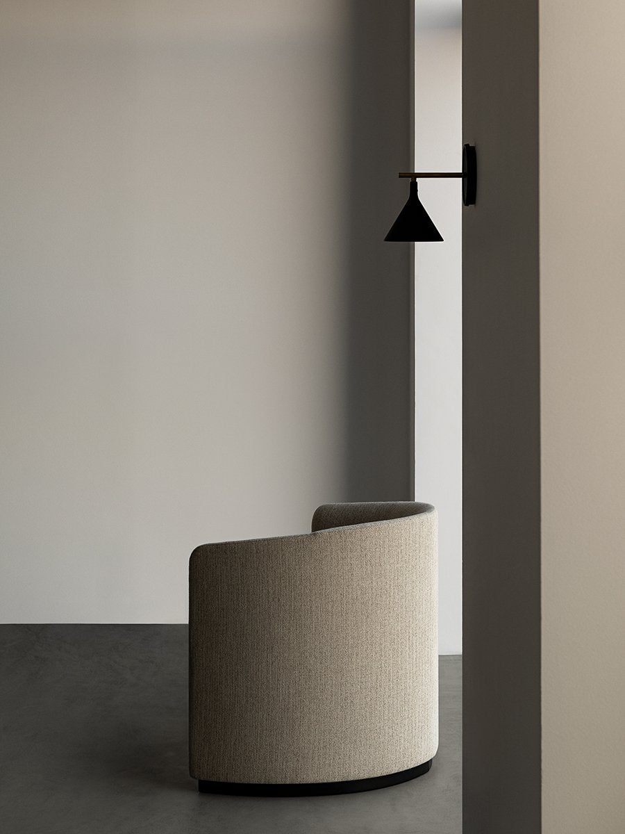 Cast Sconce Wall Lamp, Black