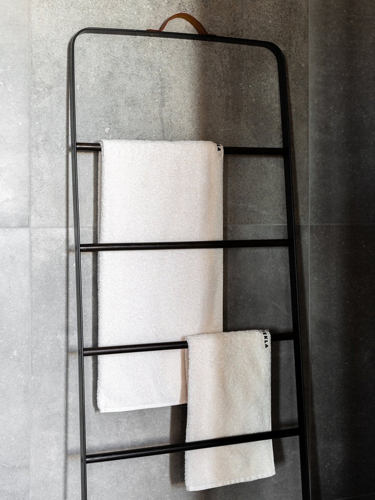 Towel Ladder, Black/Dark Ash
