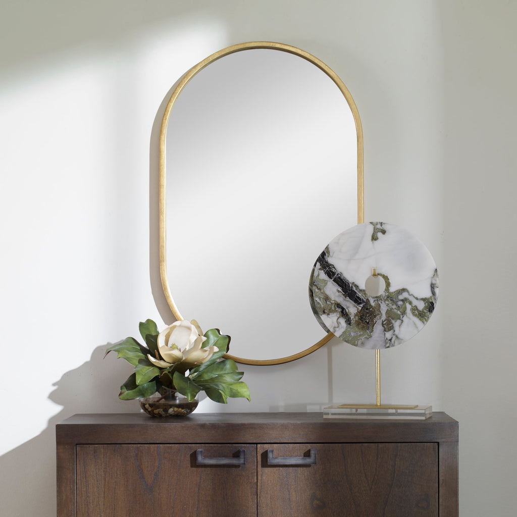 Varina Minimalist Gold Oval Mirror