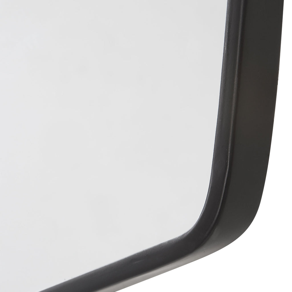 Linneah Black Mirrors, Set of 4