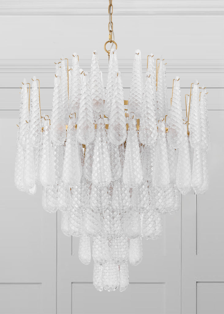 Ollie 21 Light Chandelier