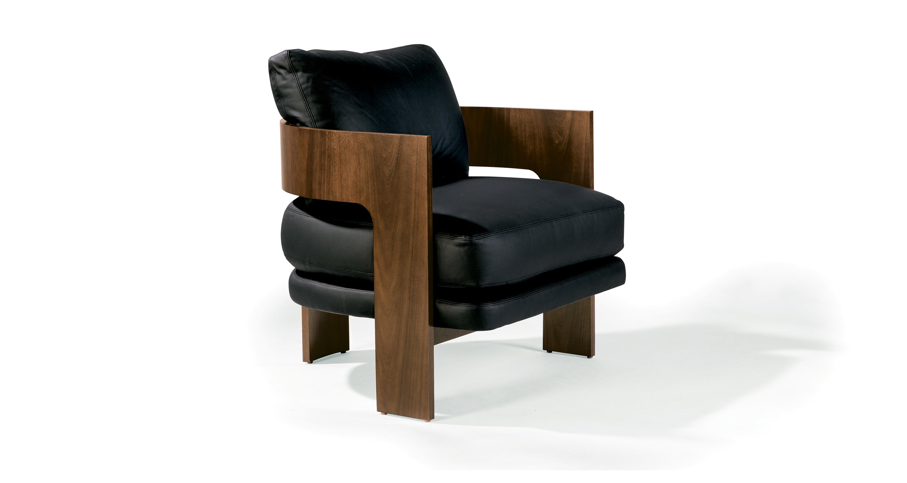On 3 Lounge Chair In Black Leather With Natural Walnut Frame