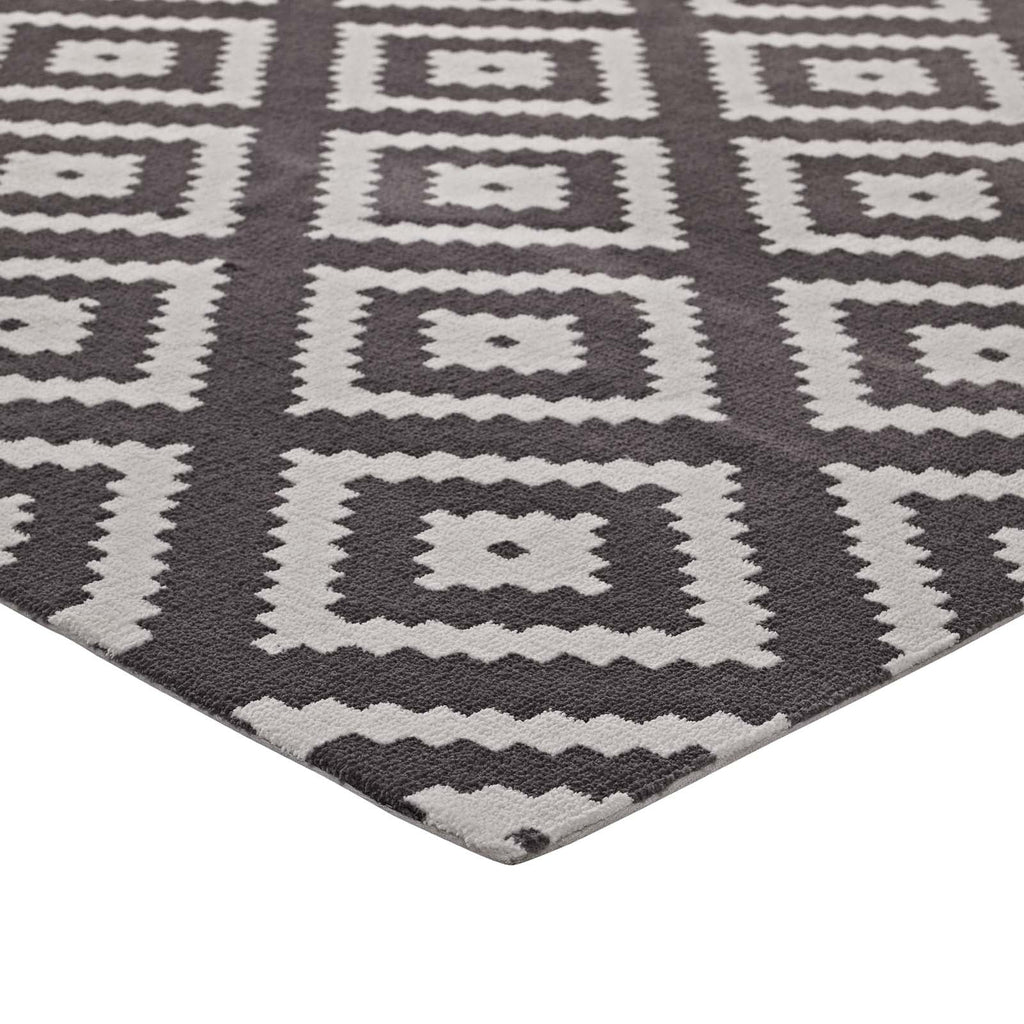 Alika Abstract Diamond Trellis 5x8 Area Rug in Ivory and Charcoal