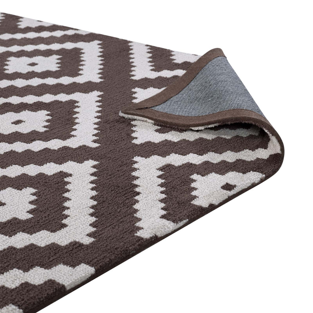 Alika Abstract Diamond Trellis 5x8 Area Rug in Ivory and Brown