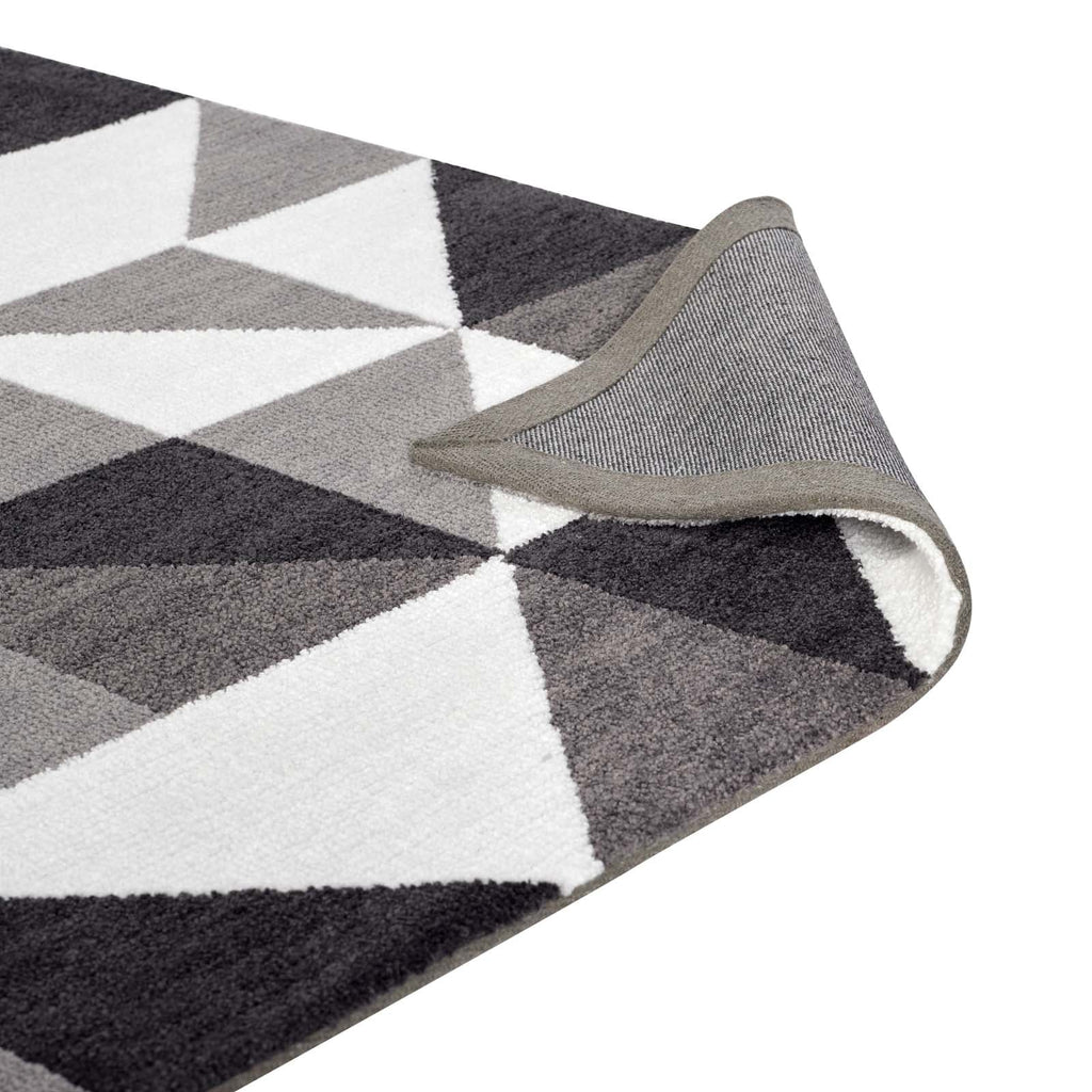 Kahula Geometric Triangle Mosaic 8x10 Area Rug in Black,Gray and White