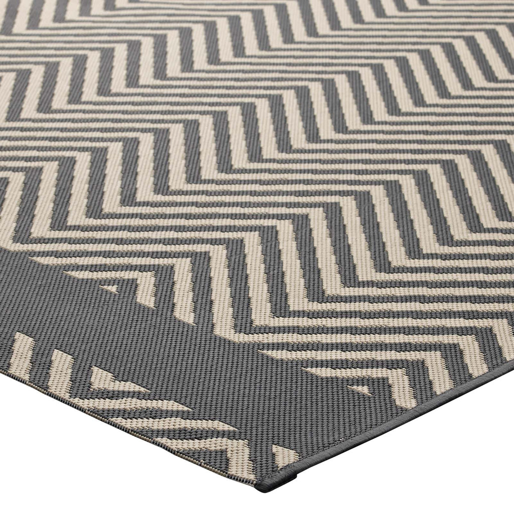 Optica Chevron With End Borders 5x8 Indoor and Outdoor Area Rug in Gray and Beige