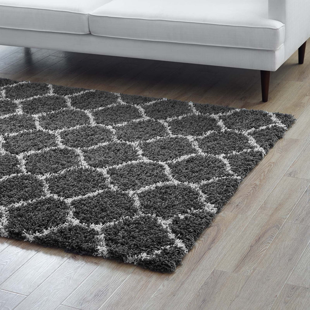 Solvea Moroccan Trellis 5x8 Shag Area Rug in Dark Gray and Ivory