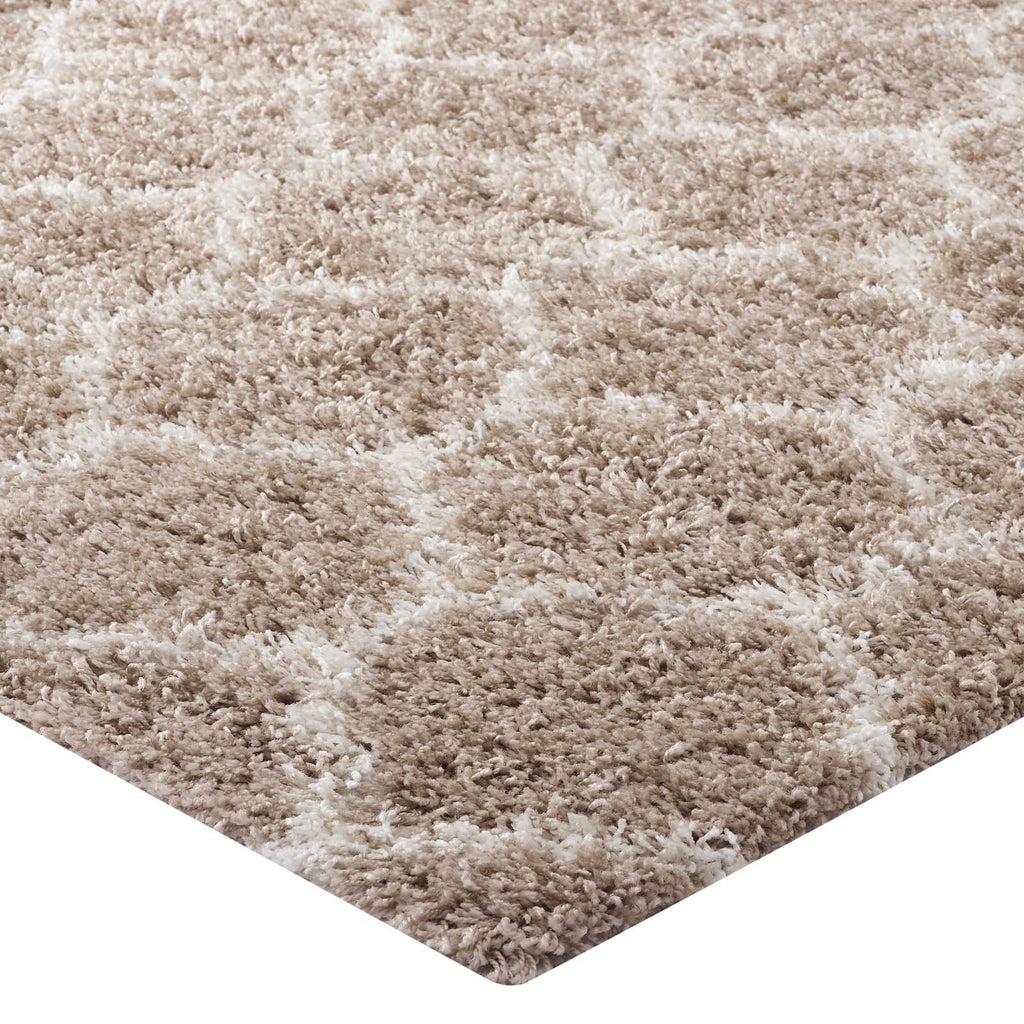 Solvea Moroccan Trellis 5x8 Shag Area Rug in Beige and Ivory