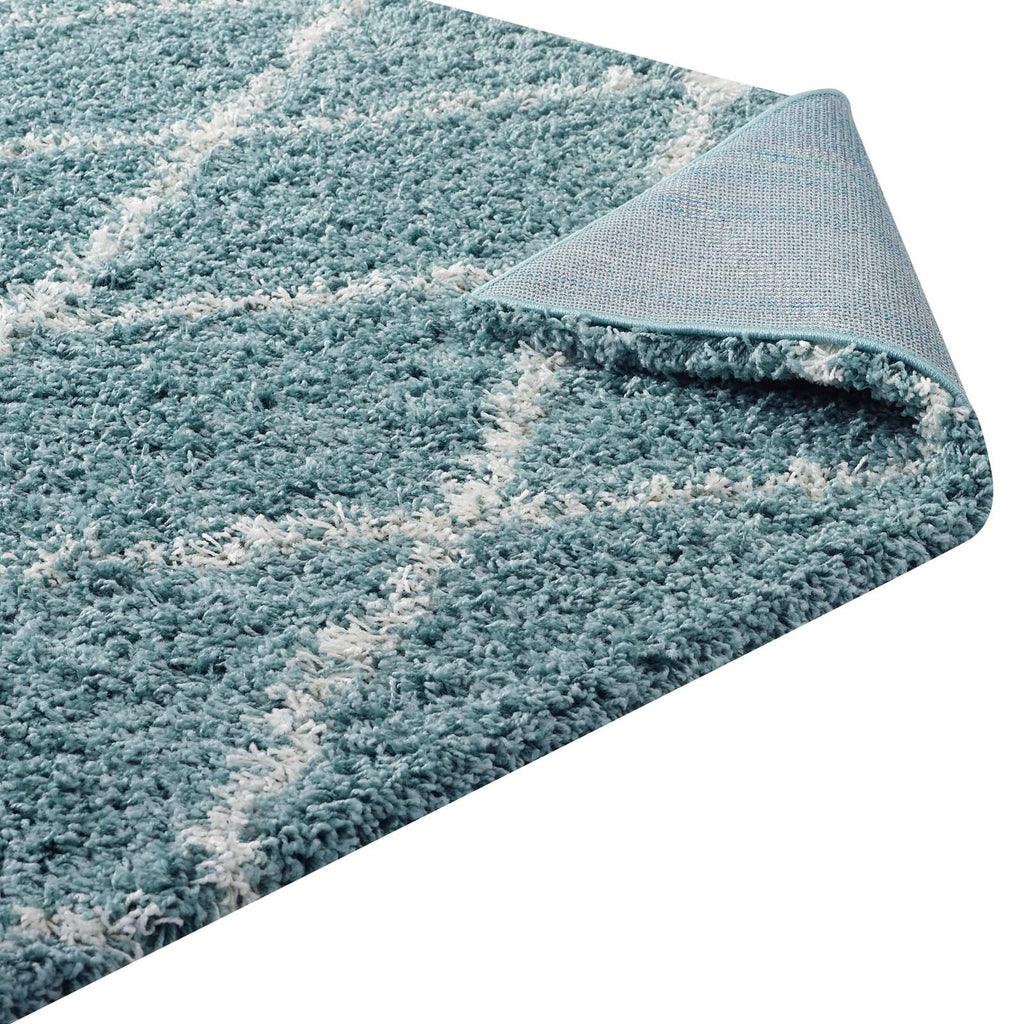 Toryn Diamond Lattice 5x8 Shag Area Rug in Aqua Blue and Ivory