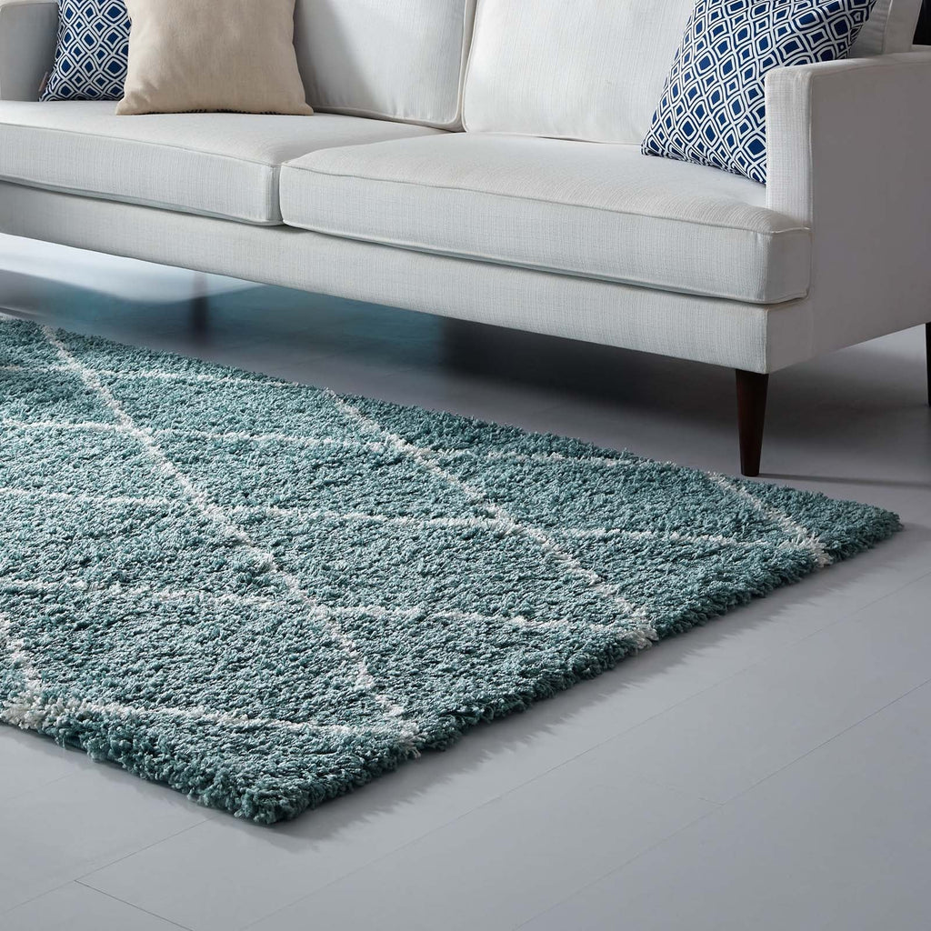 Toryn Diamond Lattice 5x8 Shag Area Rug in Aqua Blue and Ivory