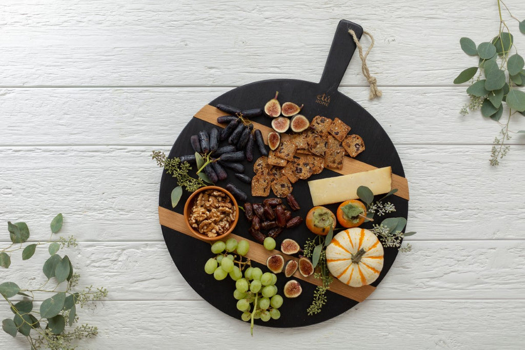 Black Round Mod Charcuterie Board