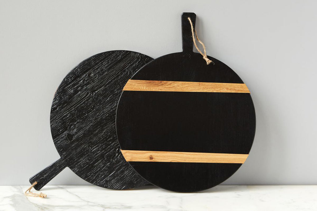 Black Round Mod Charcuterie Board