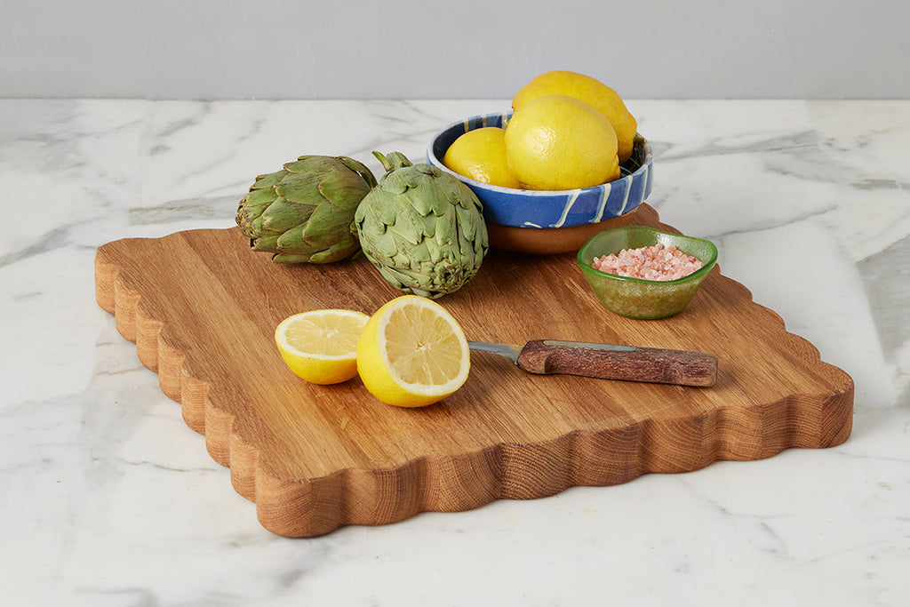 Square Scalloped Cutting Board