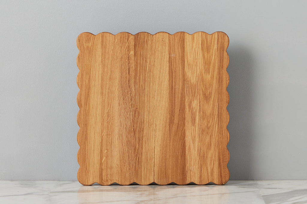 Square Scalloped Cutting Board