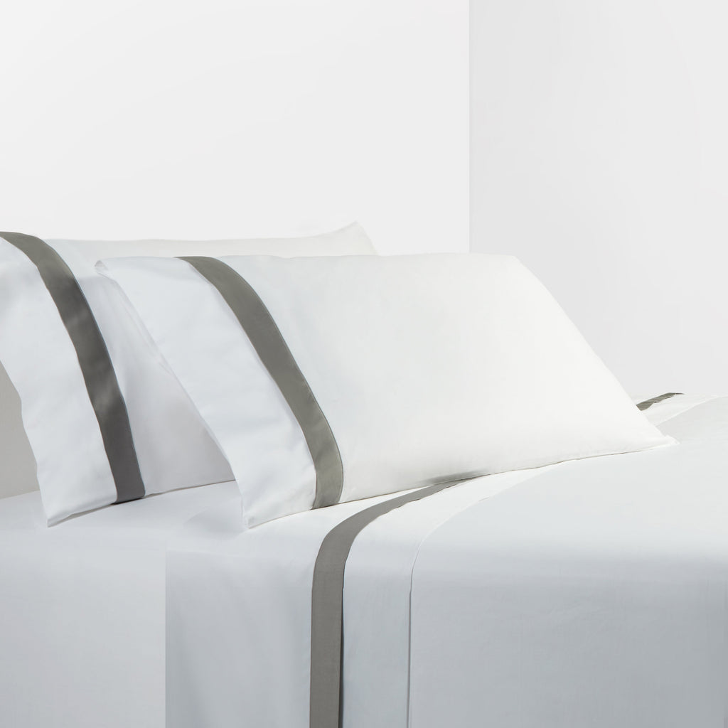 350 TC White Sheet Set with Gray Flange, Queen