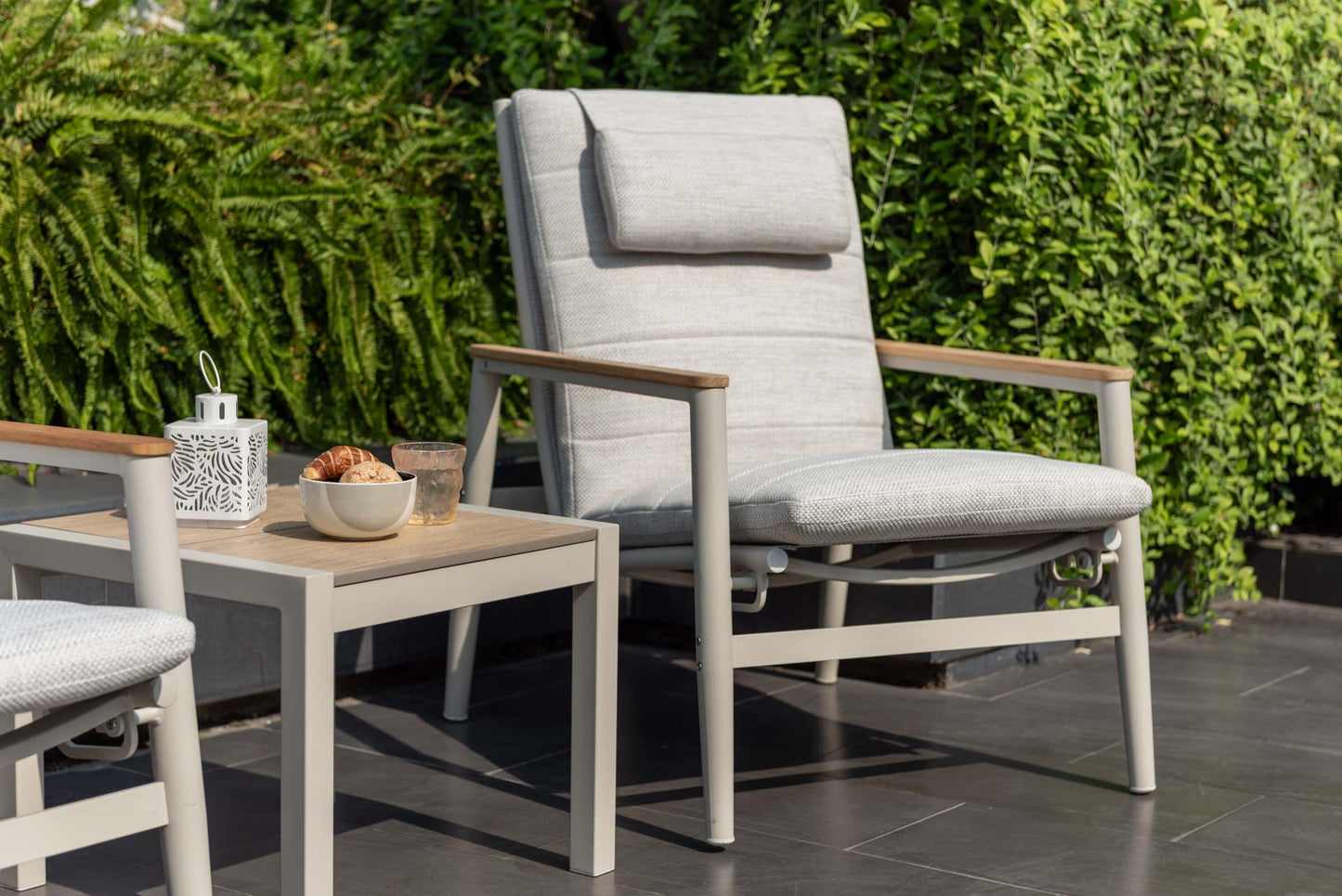 Urbanite 1-Piece Rust-Free Aluminum and Duraboard Square Patio Side Table