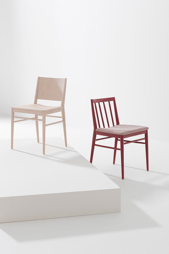 Tracy 566, Stained Beech, Select Fabric