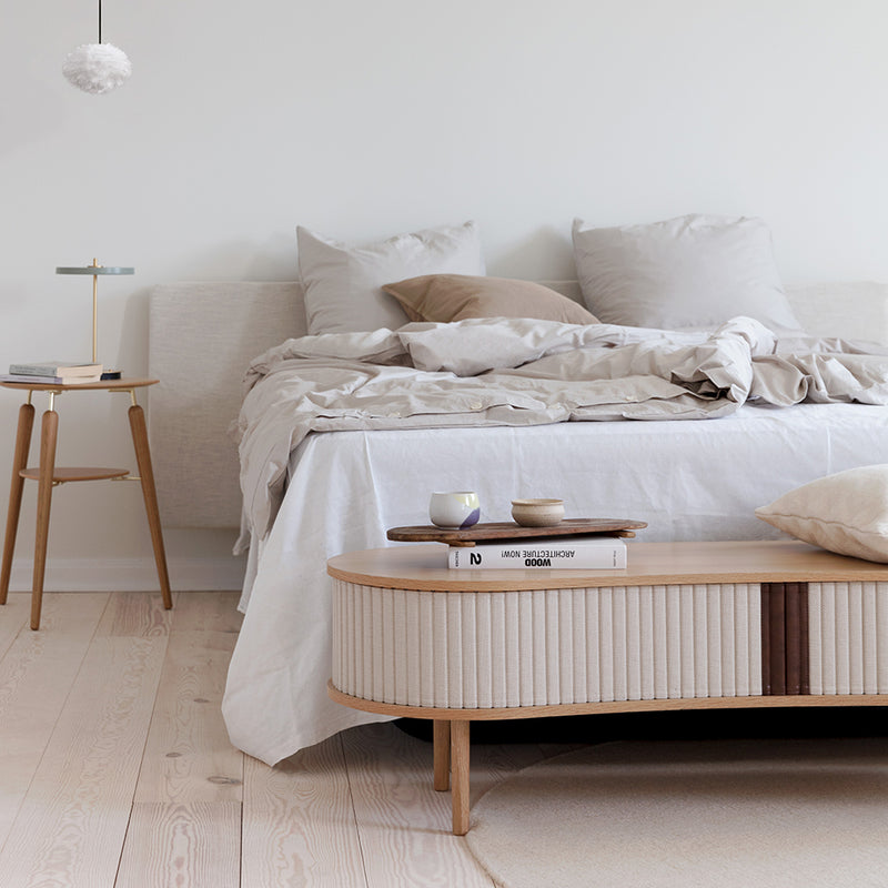 Audacious TV Bench, Oak, White Sands
