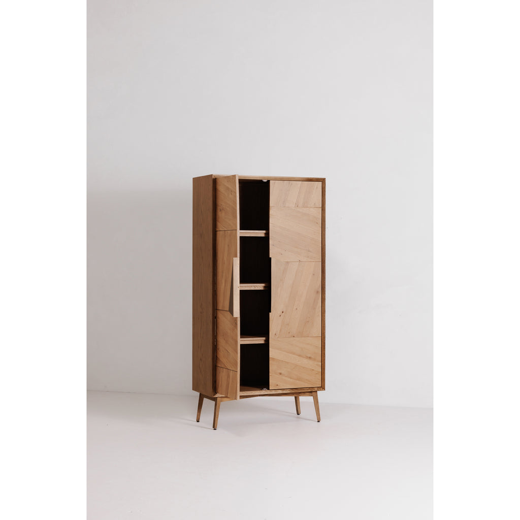 Charlton Cabinet